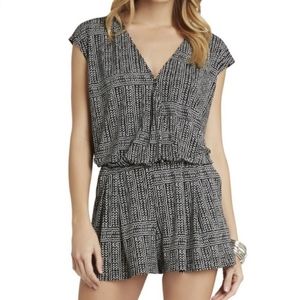 BCBGeneration V Neck Romper XS